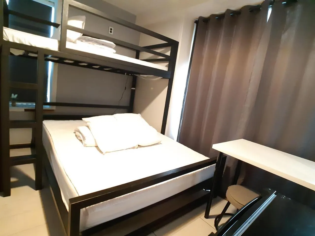 Guest house Sinchon Cooing Guesthouse