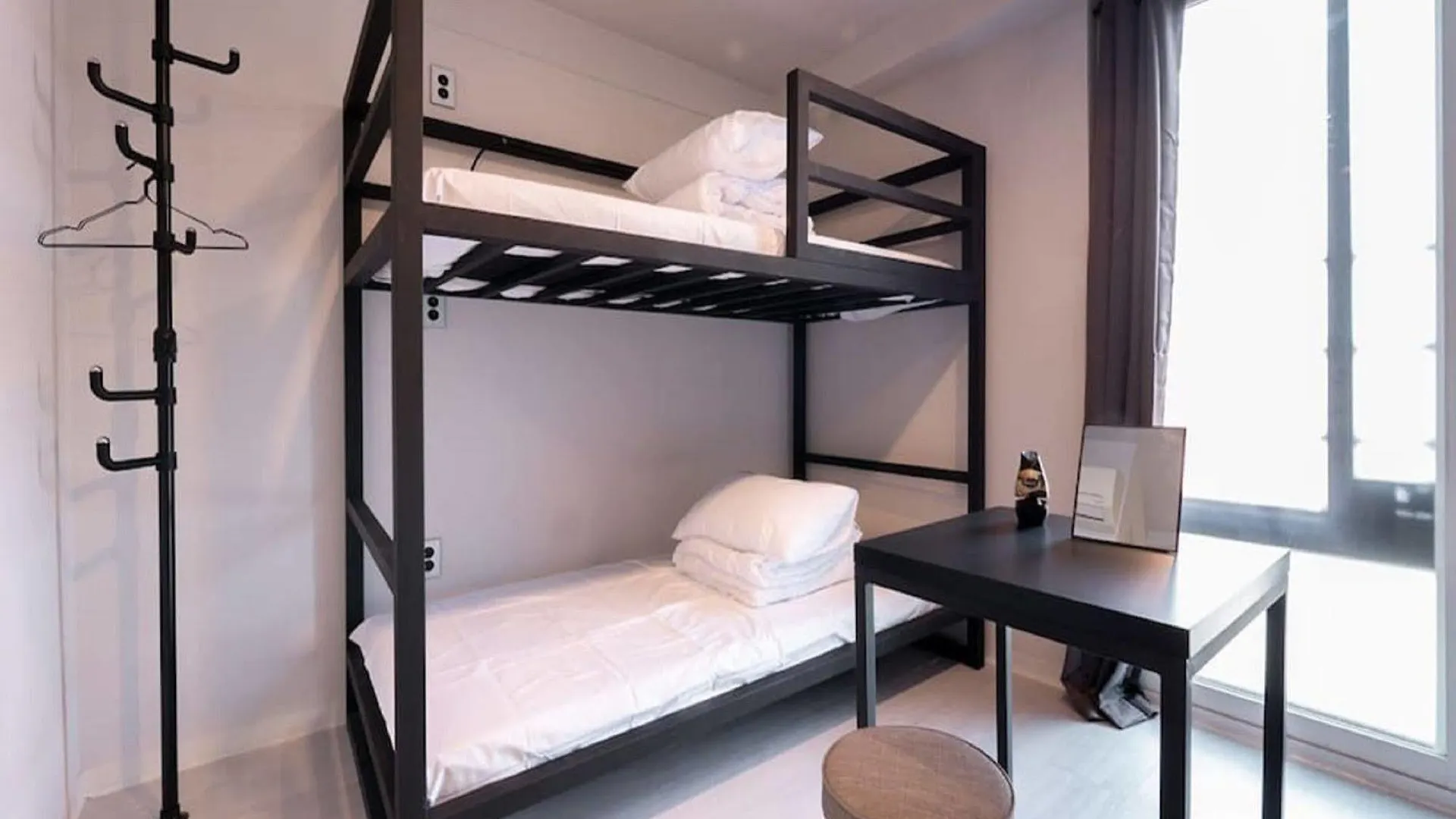 Guest house Sinchon Cooing Guesthouse