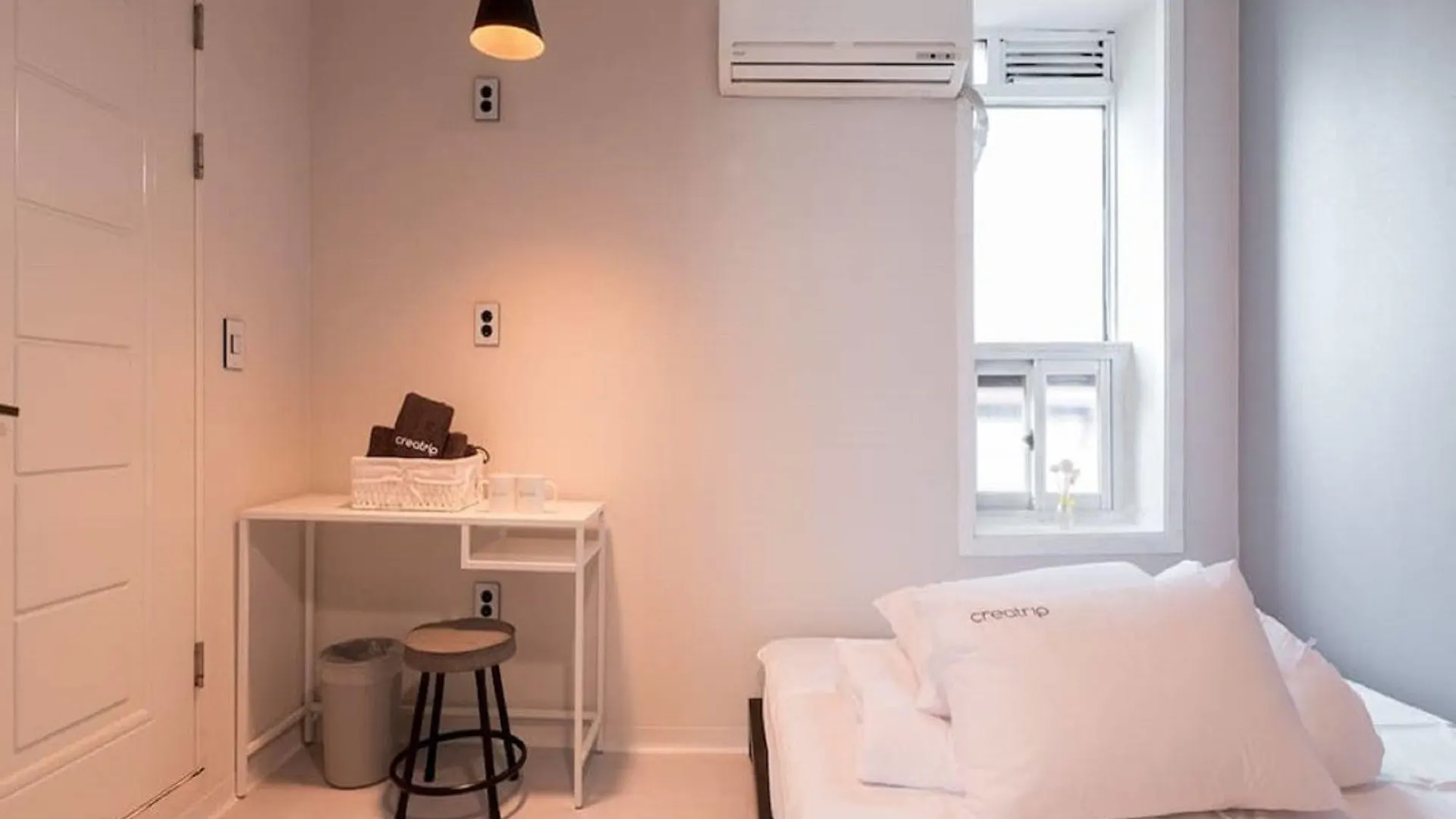 Sinchon Cooing Guesthouse South Korea
